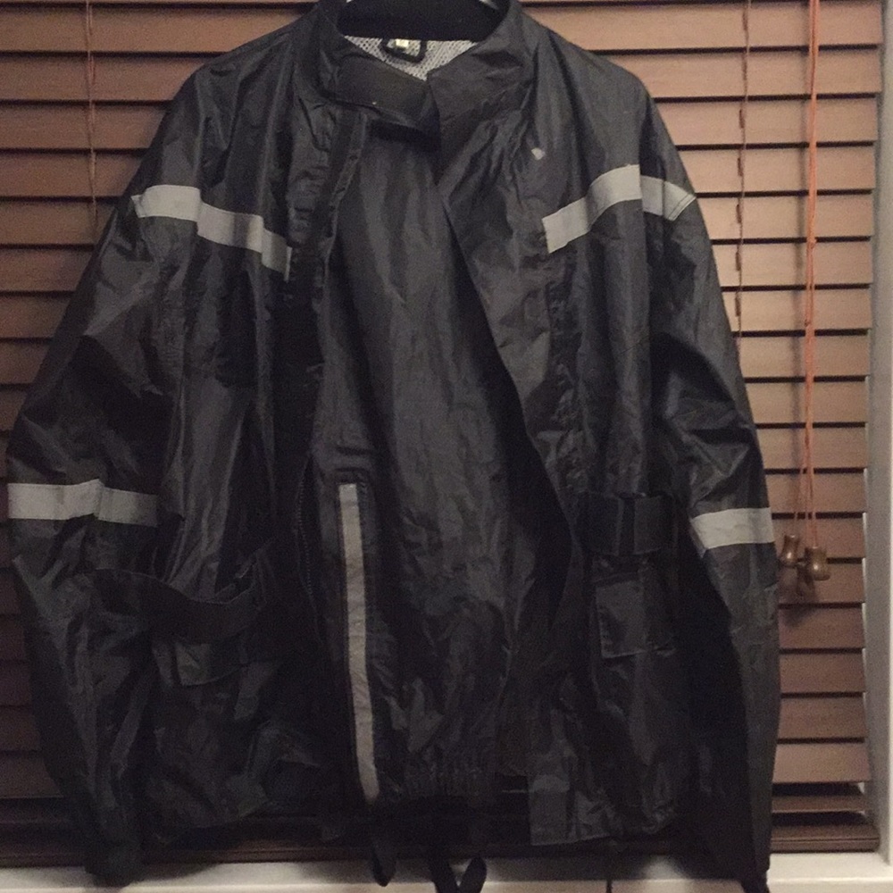 Waterproof motorcycle rain jacket and pants